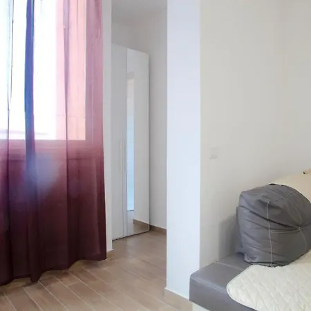 Apartment Ogliastrillo Cefalu